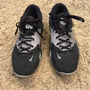 Nike Black and grey Giannis Freak 4